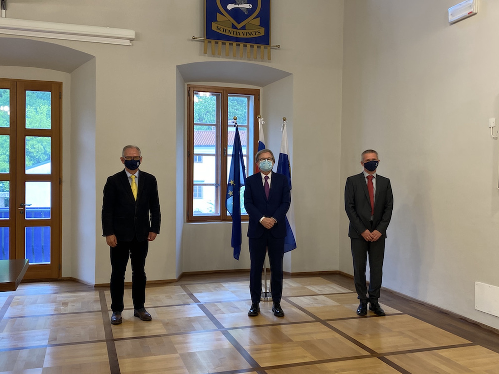 From left to right: Prof. Dr. Danilo Zavrtanik, Rector of the University of Nova Gorica, His Excellency Mr Juan Aristegui Laborde, Ambassador of the Kingdom of Spain in the Republic of Slovenia and Prof. Dr. Samo Stanič, Head of the Centre for Astrophysics and Cosmology.