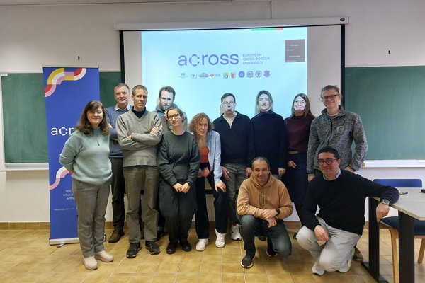 Jezik & Linguistics Colloquia