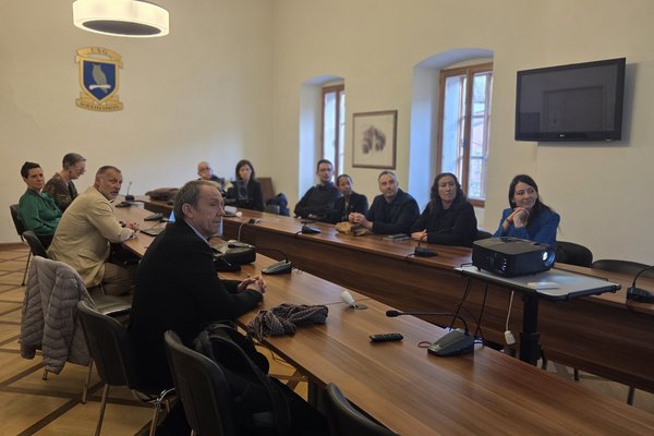 Across TT1.2 visit of UNG 1