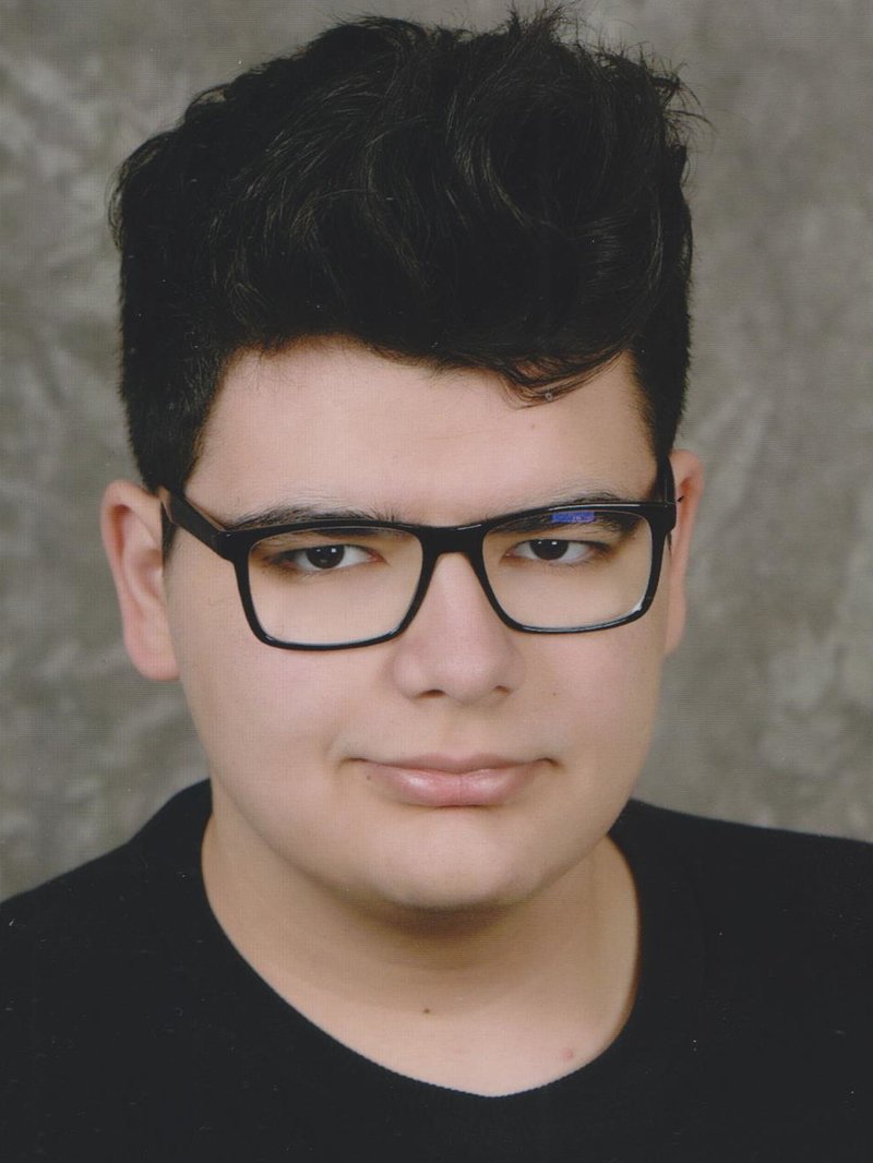 portret študenta Dimitrija Angjelovskega