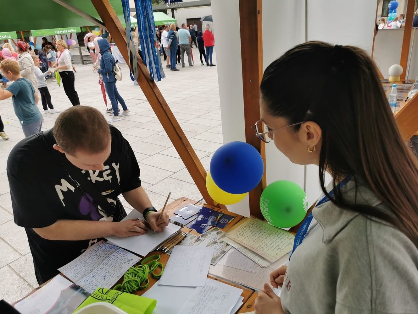 On Tuesday, 21 May 2025, we took part in the Learning Parade at Lavrič Square in Ajdovščina, organised by the Ajdovščina Adult Education Centre.