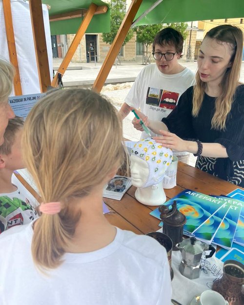 facebook_1779999022696_7465857020890525655