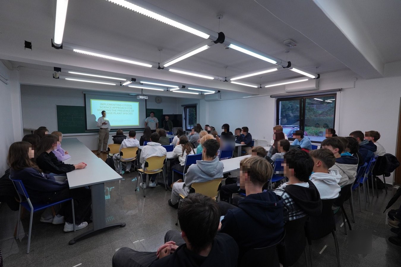 obisk_licej_open_science_blur